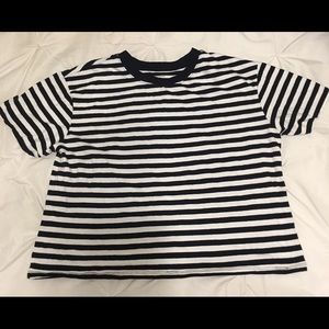 Arizona cropped boyfriend tee. Size L